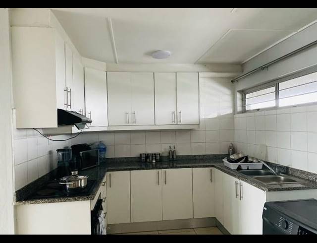 1 BEDROOM PROPERTY TO RENT IN OVERPORT